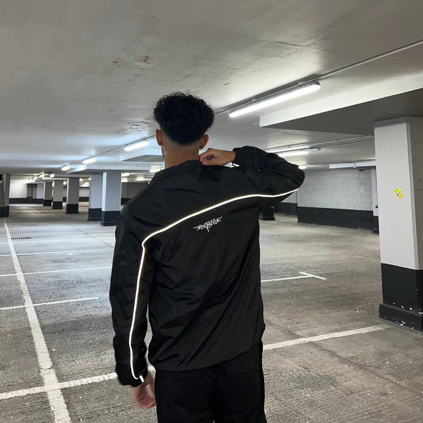 Erzhange Nylon Black Windbreaker With Reflective Piping